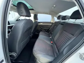Volkswagen Lavida 2023 — фото 13 из 16
