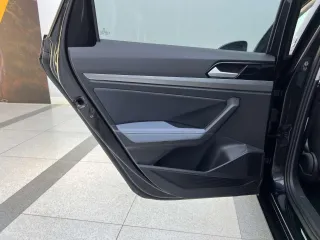 Volkswagen Lavida 2023 — фото 14 из 17