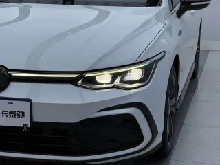 Volkswagen GOLF 2021 — фото 2 из 21