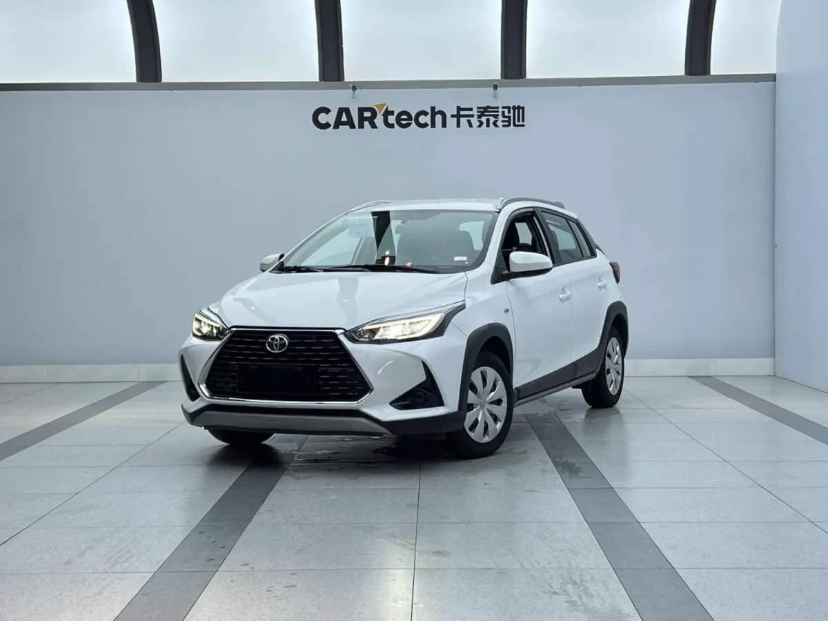Toyota Yaris L