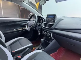 Toyota Yaris L 2023 — фото 21 из 24