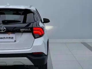Toyota Yaris L 2022 — фото 7 из 18