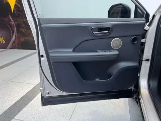 Toyota bZ3X 2025 — фото 8 из 26