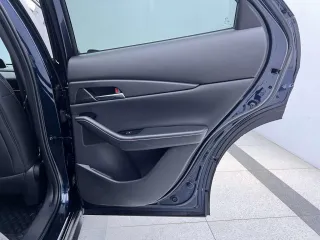 Mazda CX-30 2023 — фото 15 из 23