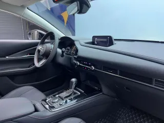 Mazda CX-30 2023 — фото 17 из 23