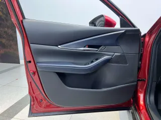 Mazda CX-30 2021 — фото 12 из 23