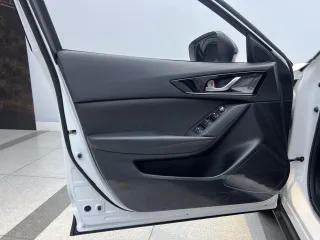 Mazda CX-4 2023 — фото 10 из 17