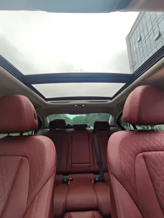 BMW 3-Series 2023 — фото 12 из 14