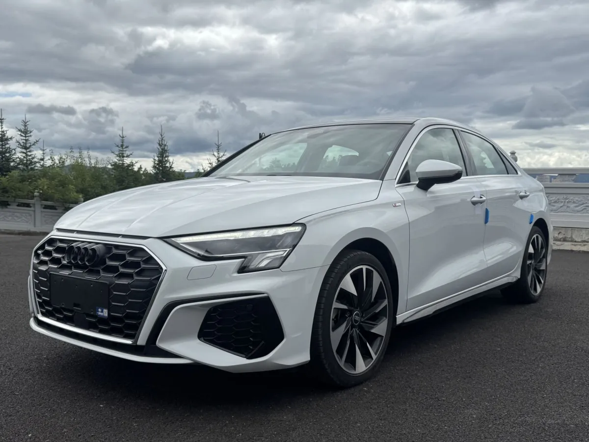 Audi A3 2022 — фото 25 из 26