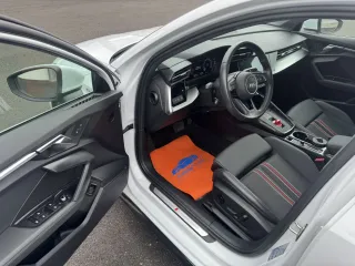Audi A3 2022 — фото 1 из 26
