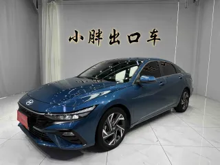Hyundai Elantra 2023 — фото автомобиля из Китая
