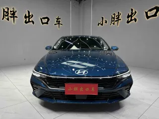Hyundai Elantra 2023 — фото 2 из 11