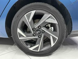 Hyundai Elantra 2023 — фото 11 из 11
