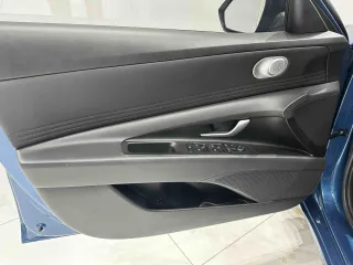 Hyundai Elantra 2022 — фото 5 из 12