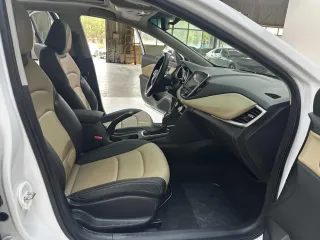 Chevrolet Monza 2022 — фото 11 из 30