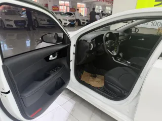 Kia K3 2022 — фото 13 из 26