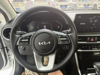 Kia K3 2022 — фото 15 из 26