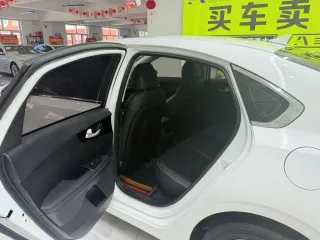 Kia K3 2022 — фото 17 из 26