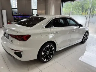 Audi A3 2022 — фото 3 из 24