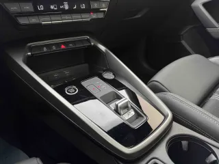Audi A3 2023 — фото 10 из 15