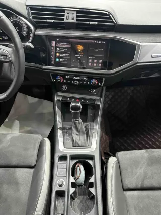 Audi Q3 2022 — фото 6 из 10