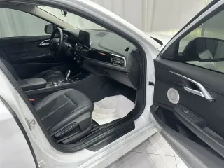 BMW 1-Series 2023 — фото 13 из 22