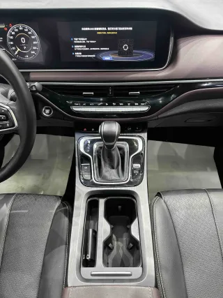 GAC Trumpchi M6 2022 — фото 8 из 12