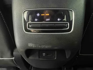 GAC Trumpchi M6 2022 — фото 10 из 12