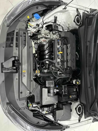 Hyundai Elantra 2023 — фото 12 из 12