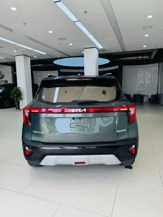Kia Seltos 2023 — фото 6 из 24