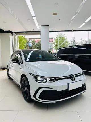 Volkswagen Golf 2023 — фото 3 из 26