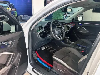 Audi Q3 2022 — фото 7 из 23