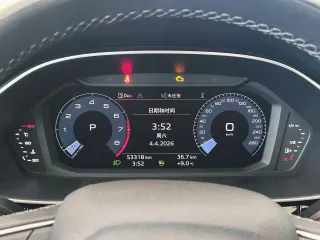 Audi Q3 2022 — фото 18 из 23