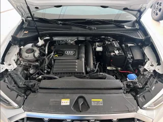 Audi Q3 2022 — фото 16 из 23