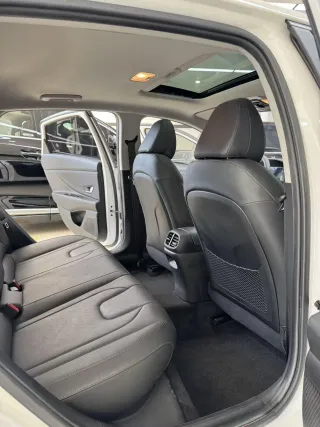 Hyundai Elantra 2021 — фото 10 из 25