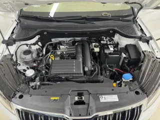 Skoda Karoq 2023 — фото 8 из 56