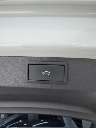 Skoda Karoq 2023 — фото 21 из 56