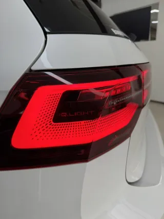Volkswagen Golf 2022 — фото 18 из 25