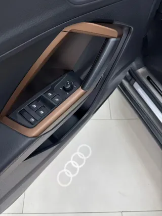 Audi Q3 2021 — фото 15 из 25