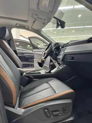 Audi Q3 2021 — фото 8 из 25