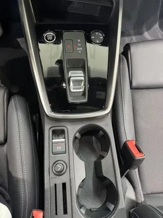 Audi A3 2022 — фото 17 из 23