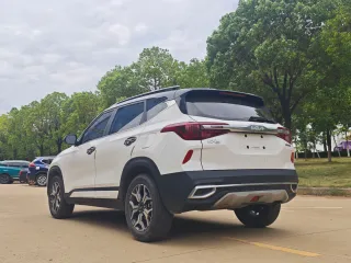 Kia KX3 2022 — фото 6 из 14
