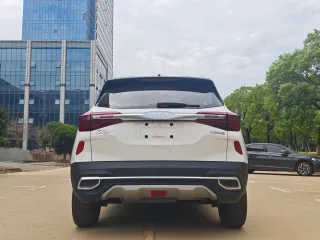 Kia KX3 2022 — фото 2 из 14