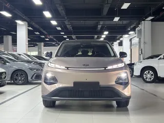 Changan Qiyuan Nevo Q05 2025 — фото 1 из 13
