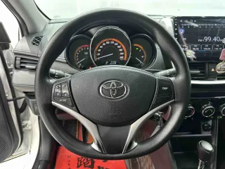 Toyota Yaris 2022 — фото 6 из 12