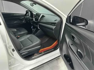Toyota Yaris 2022 — фото 11 из 12