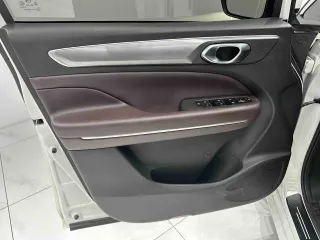 GAC Trumpchi M6 2021 — фото 6 из 12
