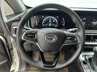 GAC Trumpchi M6 2021 — фото 8 из 12