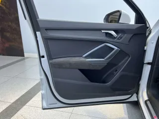 Audi Q3 2021 — фото 15 из 35
