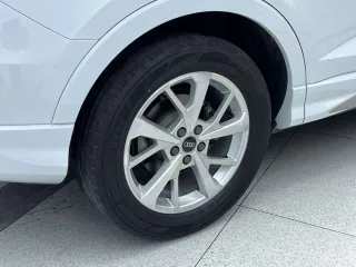 Audi Q3 2021 — фото 34 из 35